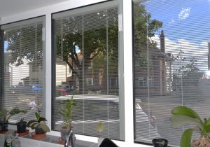 Blinds in Glazing - White aluminium kitchen window